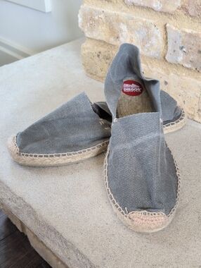 DIEGOS I NWT Handcrafted Washed Graphite Gray Canvas Slip-On Espadrilles, 44